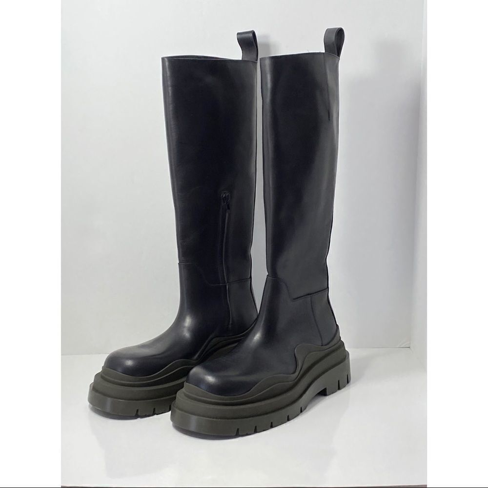 Bottega Veneta Tire rubber-trimmed leather zip knee boots size 40